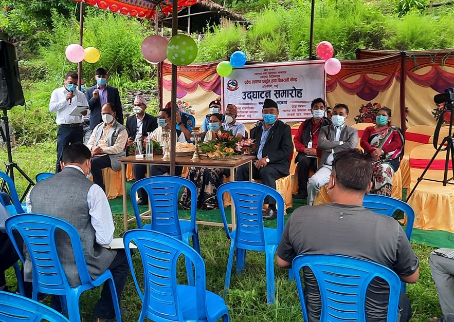 गण्डकीको प्रवेशद्वार पुलजिपमा स्वास्थ्य निगरानी केन्द्र
